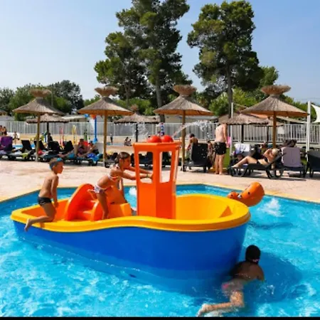 Camping Mobilhome 6 Personnes Saint-Cyprien (Pyrenees-Orientales)